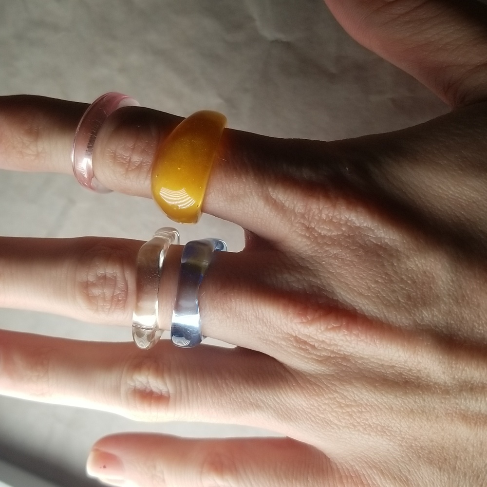 Acrylic Ring Set - Picture 6 of 7